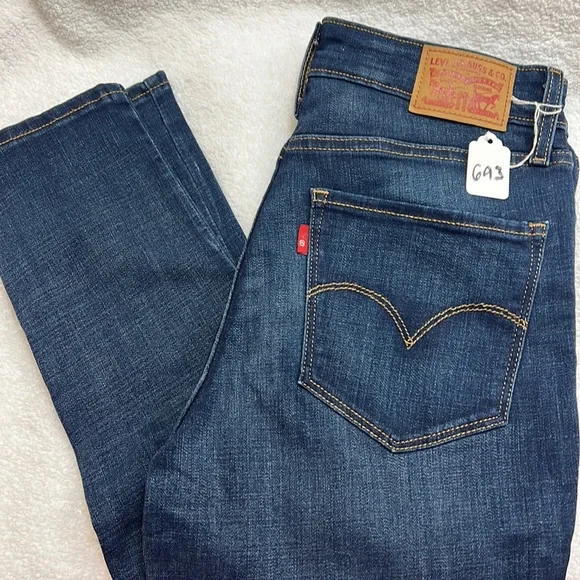Levi s Jeans Euc Levis 72 High Rise Skinny Size 29 Poshmark
